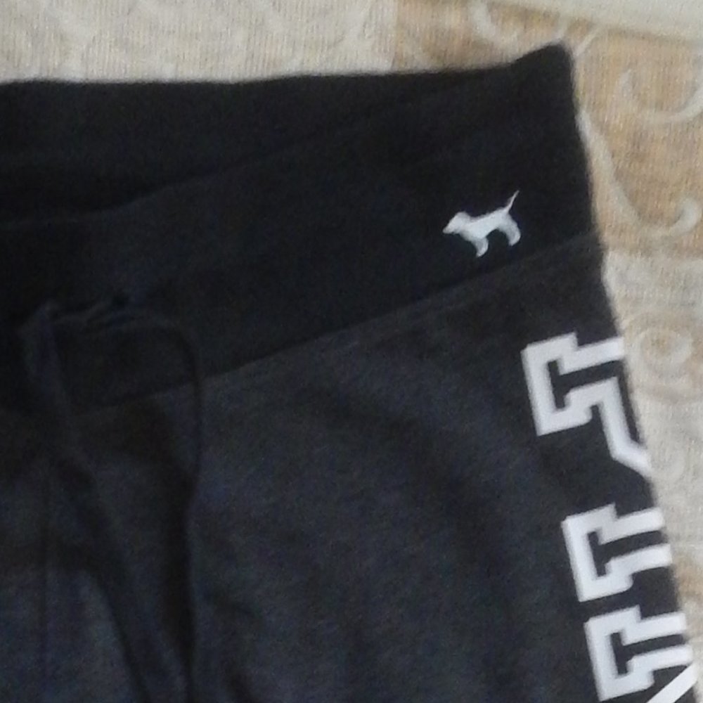 PINK VS Grey-Black Yoga Pant - Sz. L - Picture 4 of 4